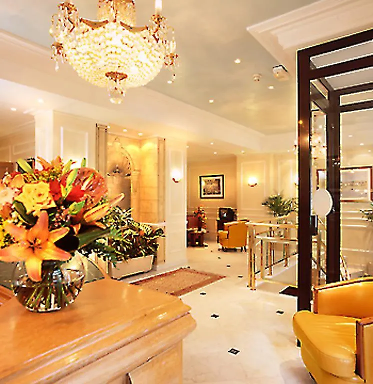 Montparnasse Daguerre Hotell 3*