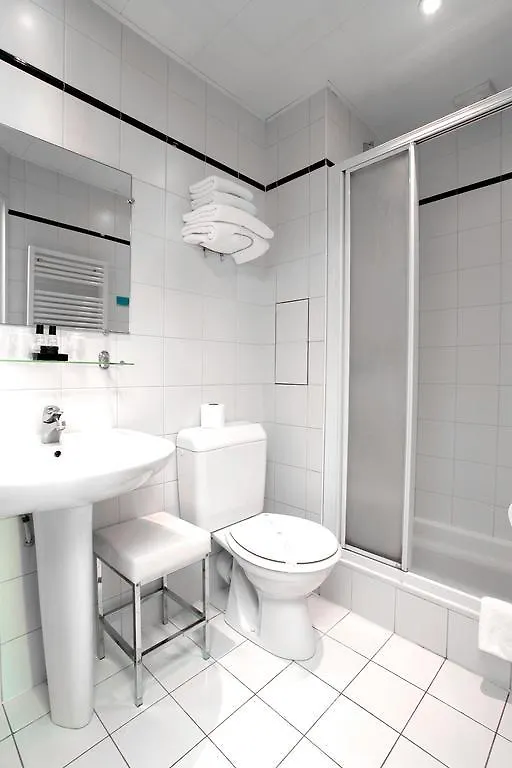 Hotel Montparnasse Daguerre 3*