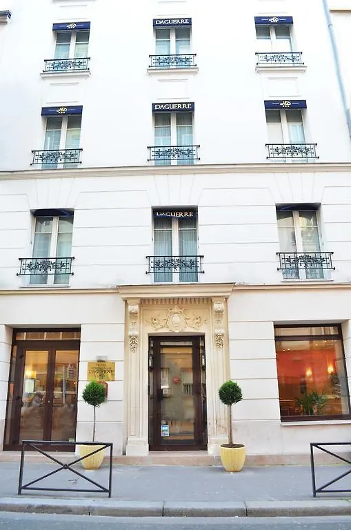 Montparnasse Daguerre Hotel