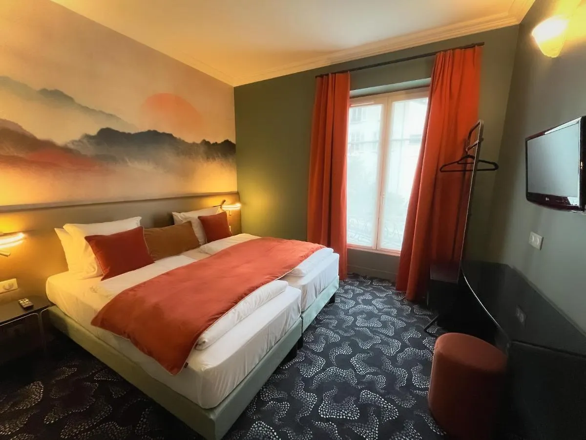 Montparnasse Daguerre Hotel 3*